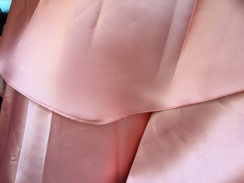 Hem detail from the public Amy Tailor photo archive